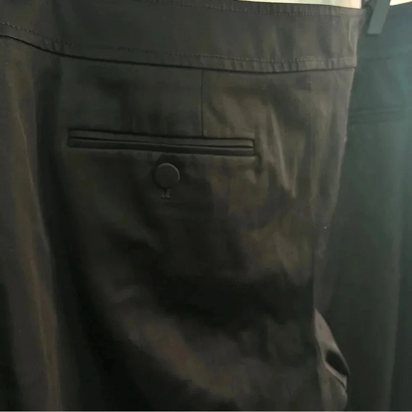 EUC Ann Taylor LOFT black “Marisa” pants. Straight leg. 9” rise. Flat front.Sz 6 - Picture 4 of 12